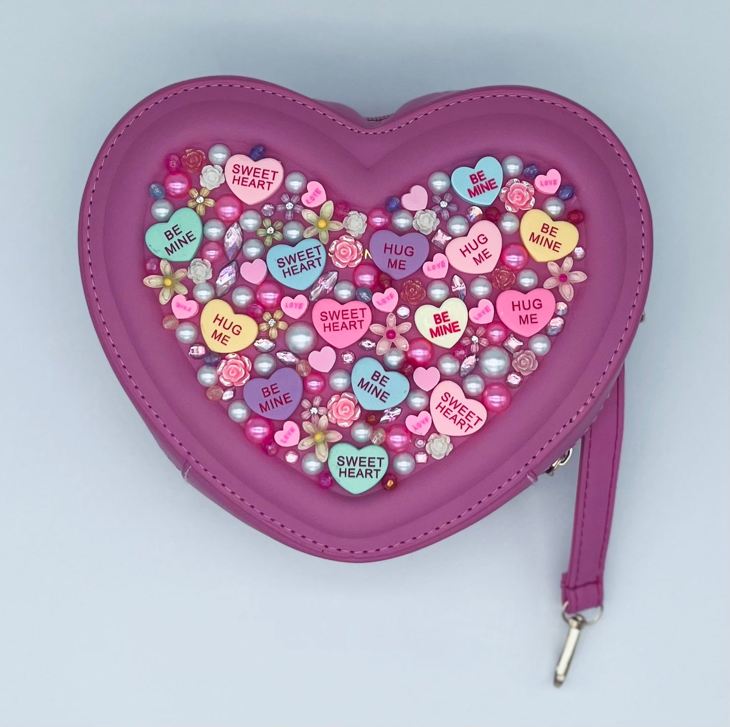 Sweetheart Novelty Purse topped with Extra Hearts and Jewels