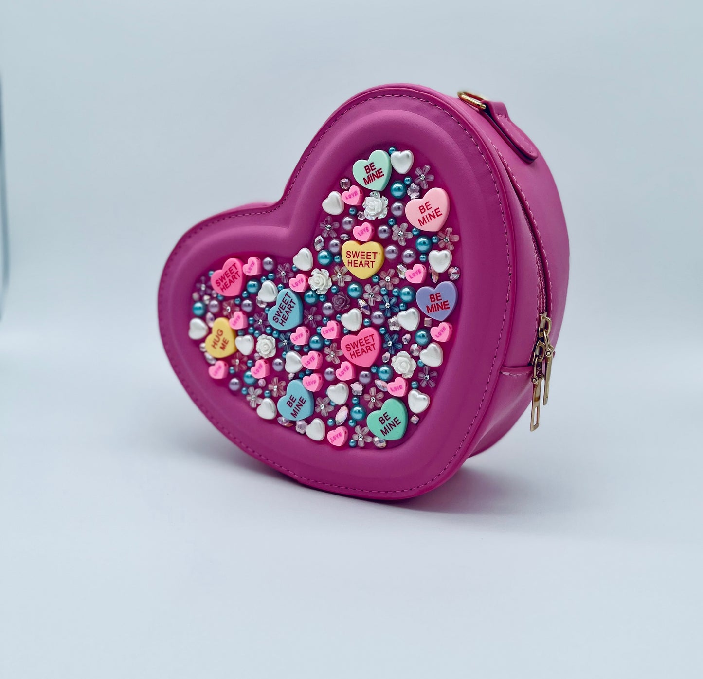 Sweetheart Novelty Purse topped with Pearls and Jewels