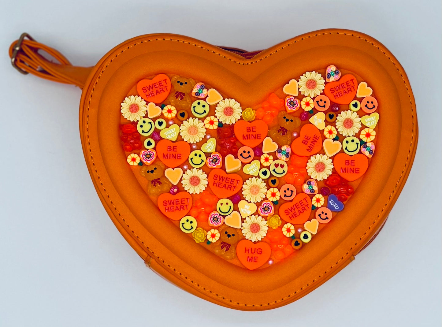 Sweetheart Novelty Purse topped with Absolutely Everything
