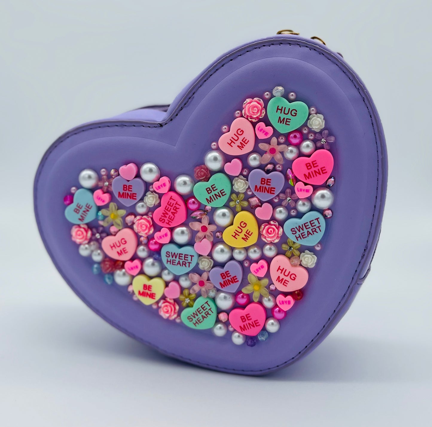 Sweetheart Novelty Purse topped with Pearls and Jewels