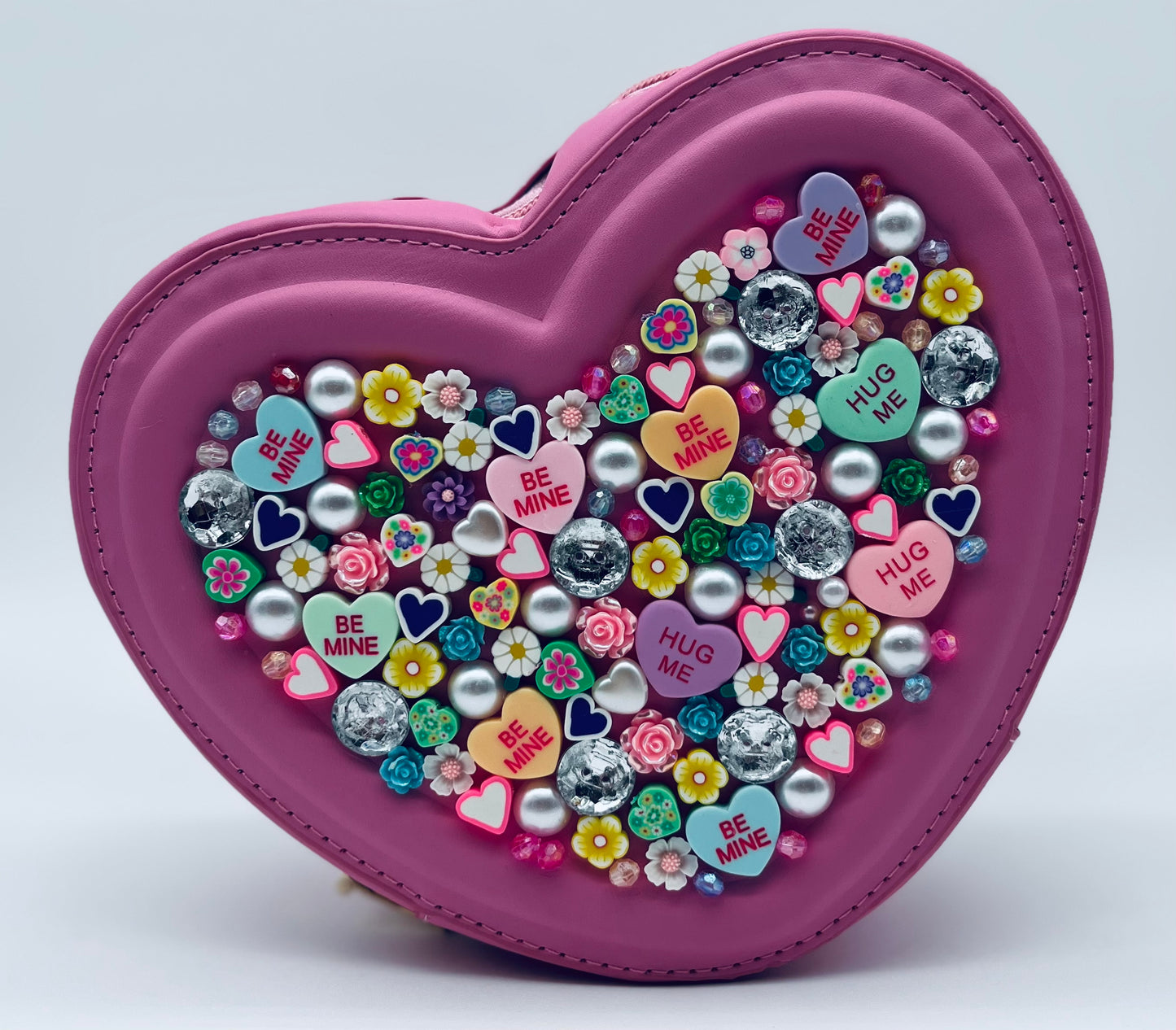 Sweetheart Novelty Purse topped with Extra Hearts and Jewels