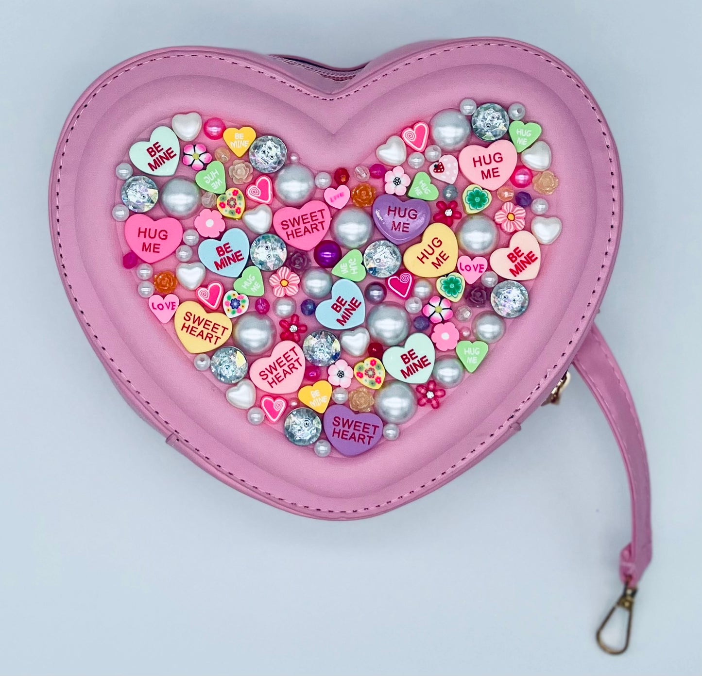 Sweetheart Novelty Purse topped with Extra Hearts and Jewels